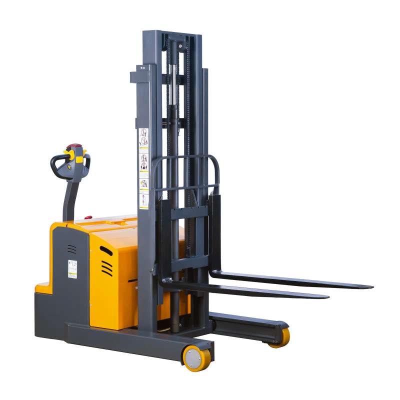 CDD-QIII Compact Reach Stacker 1500kg 4.5m Lift